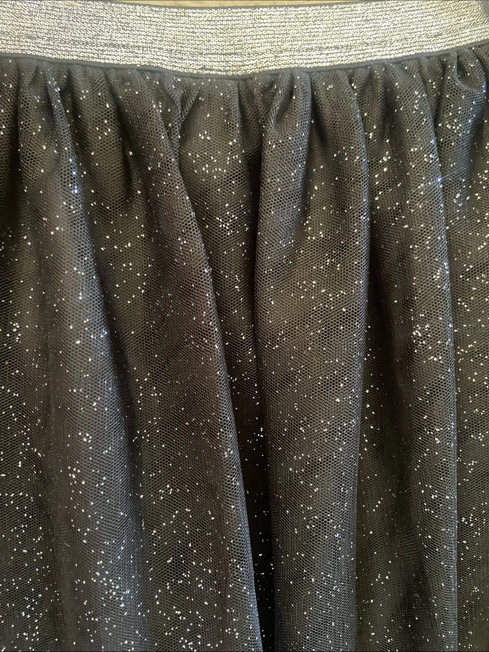 Cat & Jack Black Sparkle Tulle Midi Skirt, Silver Waistband, girls size S (6/6x)